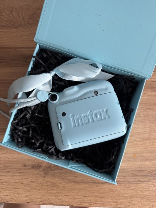Палароид INSTAX 11 mini