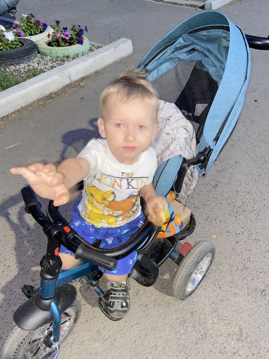 Продам велосипед коляску