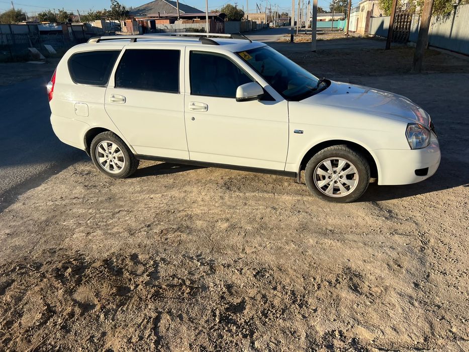 Автомобиль Лада Приора