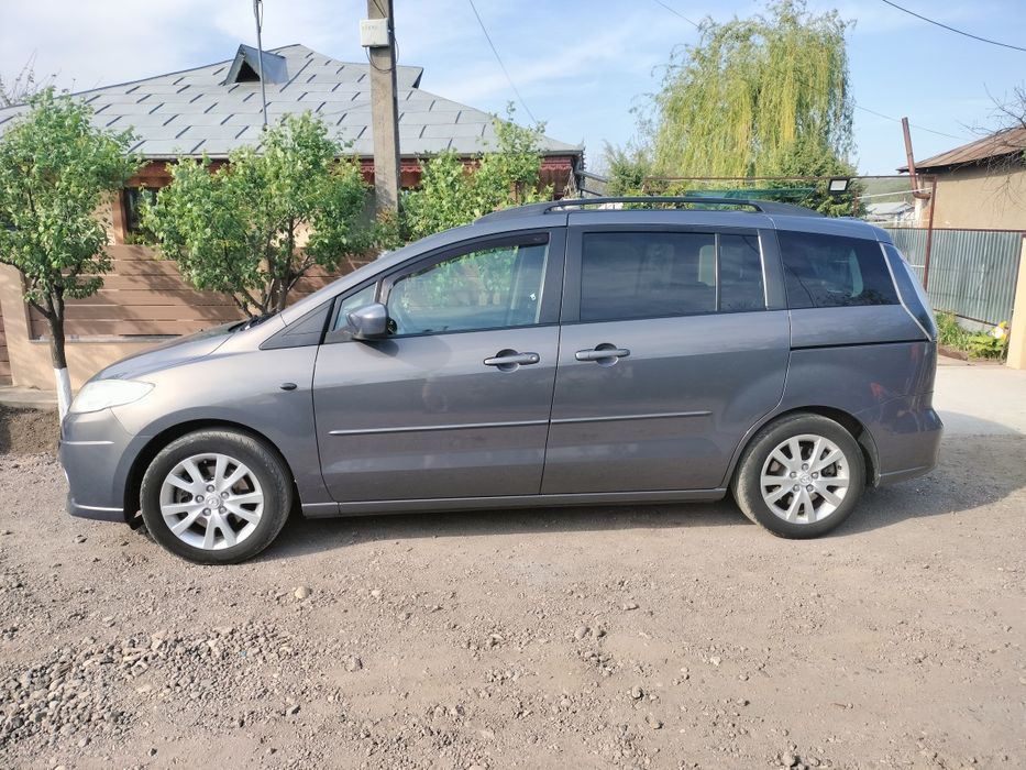 Mazda 5  An 2010  model Facelift