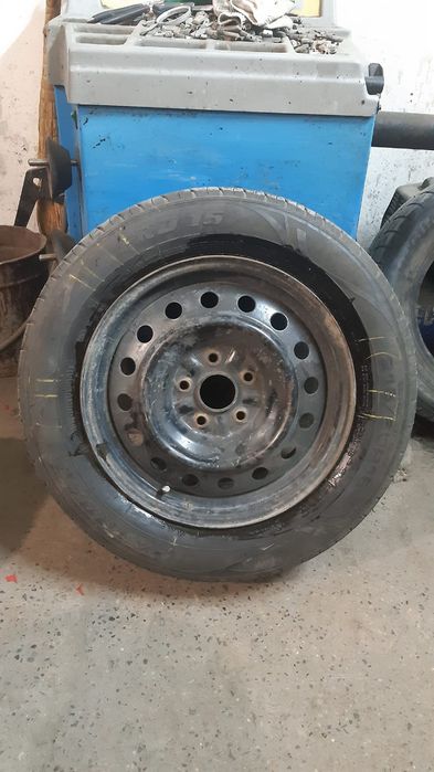 Продам летняя резина с диском