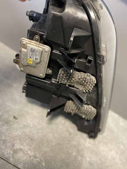 Far dreapta bi xenon adaptiv Bmw X F25 complet cu module