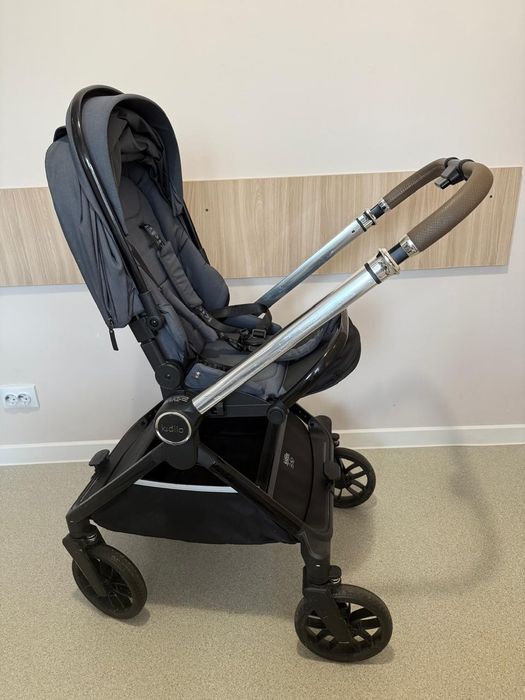 Коляска в хорошем состоянии.