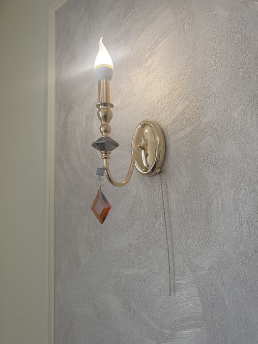 Люстра и бра в компалекте