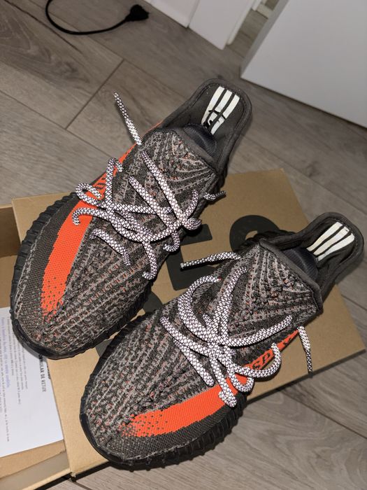 Yeezy 350v2 Carbon Beluga