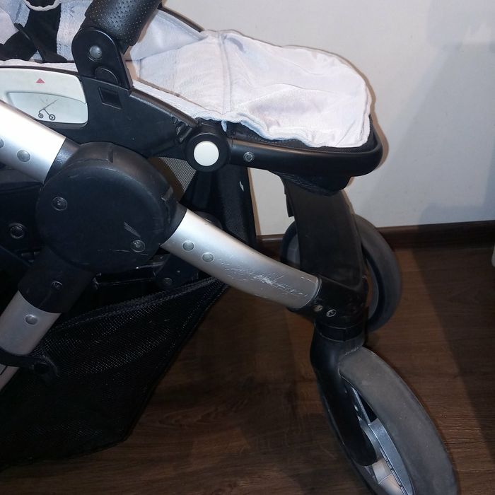 Количка Mutsy Evo