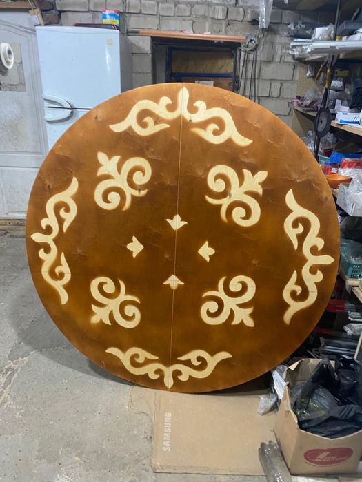 Продам новые национальные и квадратные столы!