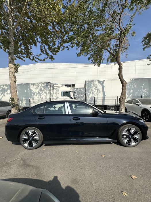 BMW i3 40L Night Sport 2025 в наличаи от Terra Auto