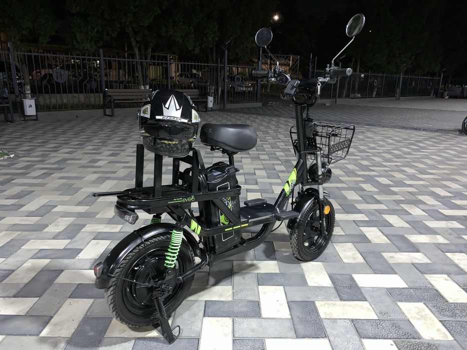 Elektro skuter EV08 monster sotiladi