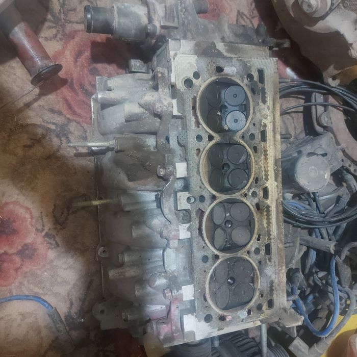 Двигатель на ларгус по запчастям