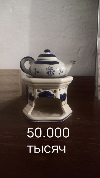 Посуды и статуэтки