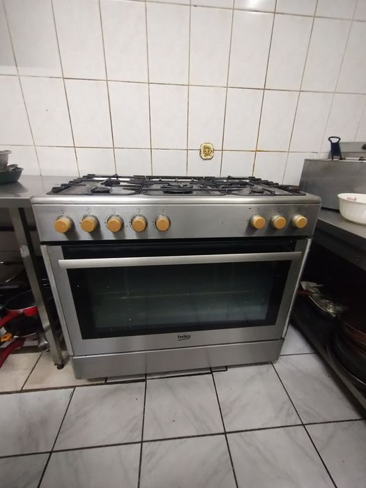 Aragaz Beko pe gaz