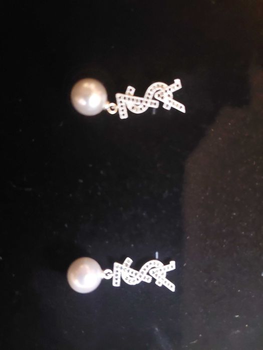 Cercei Yves Saint Laurent YSL in cutie cadou