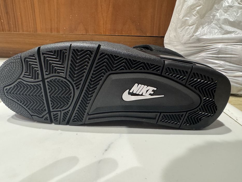 Jordan 4 Retro Black Cat 2025 Оригинални нови