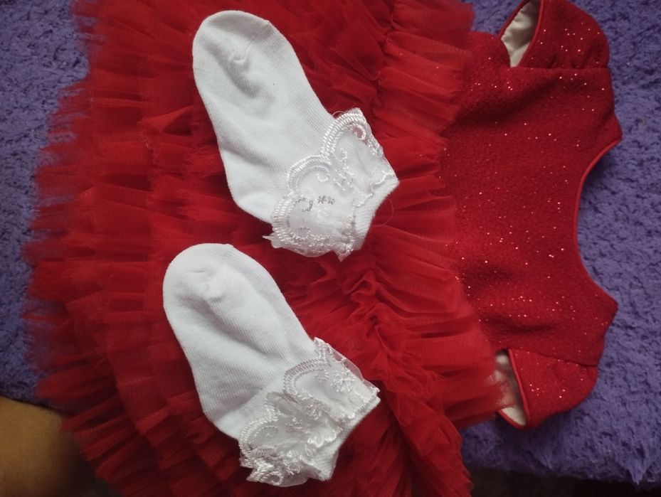 Продам детское платье до 9 месяцев