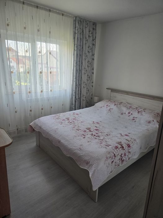 Închiriez apartament 2 camere complet utilat si mobilat