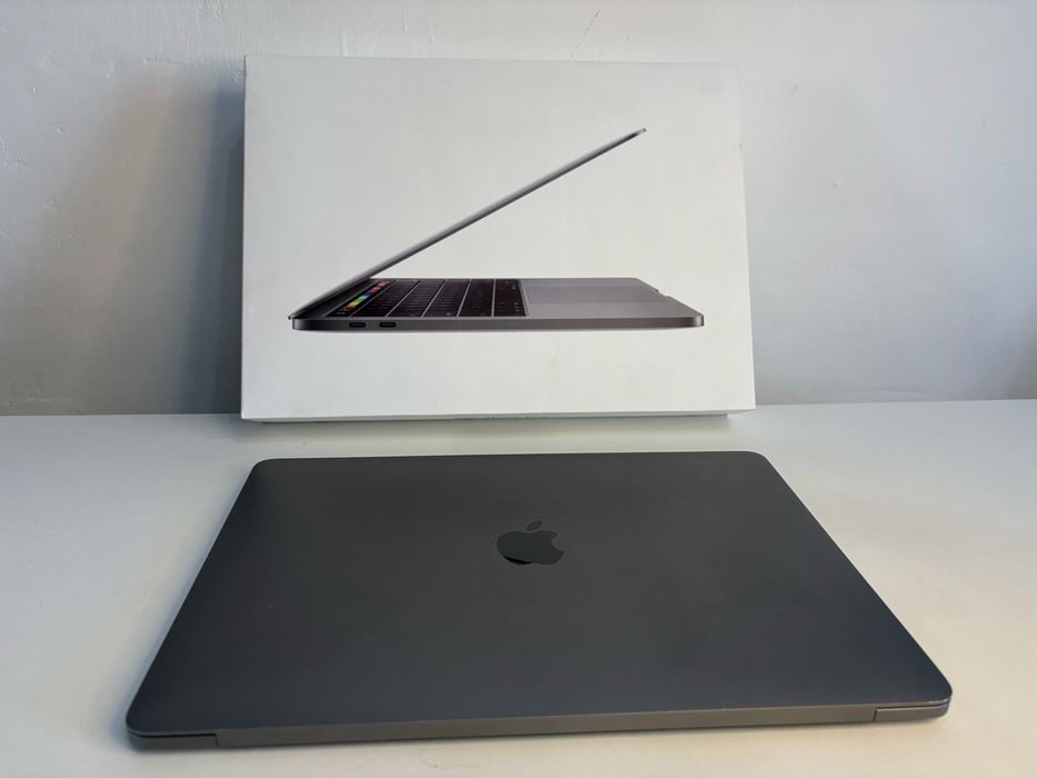 MacBook Pro 13 2019 Touch Bar Space Gray