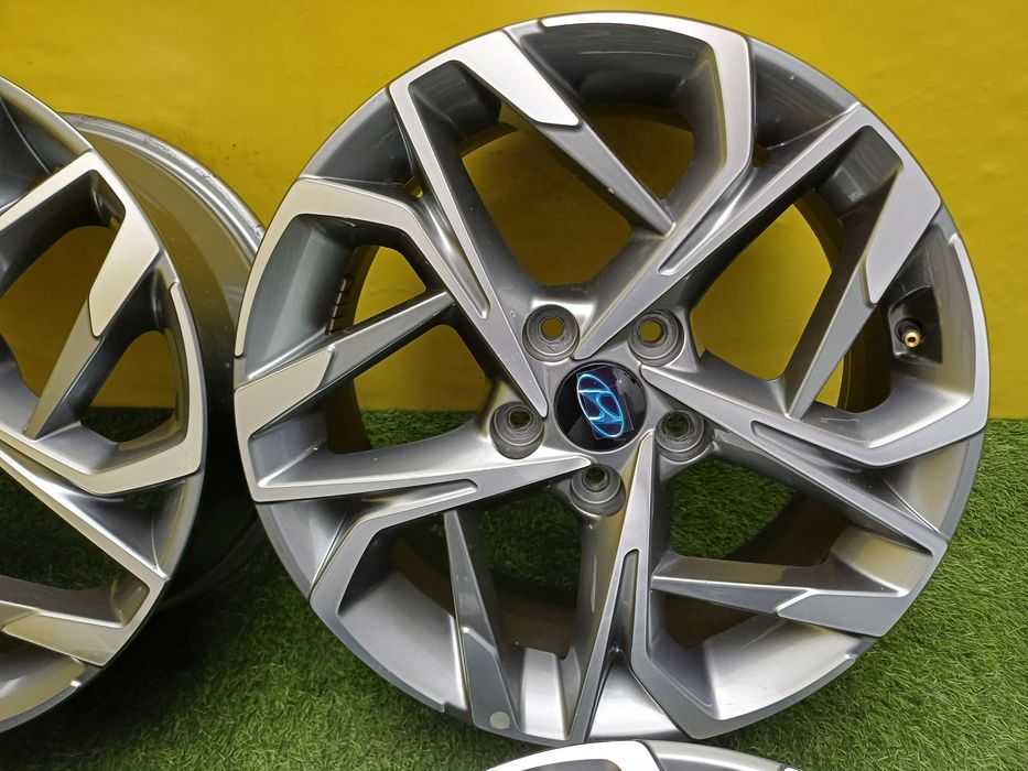 Диски R17 5x114.3 на Hyundai