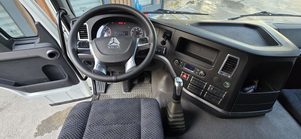 HOWO 380 самасвал