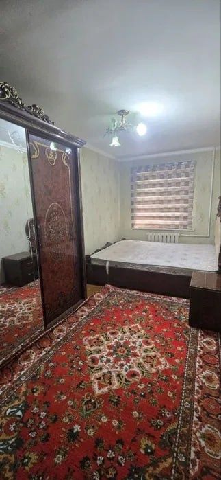 Чиланзар 23 квартал 2/4/5 Кирпичный дом, балкон 2*6