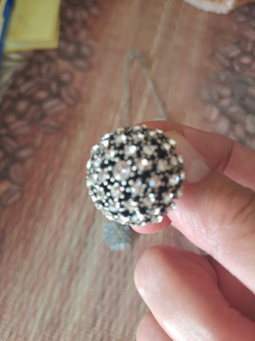 Продам набор серьги и кулон на цепочке