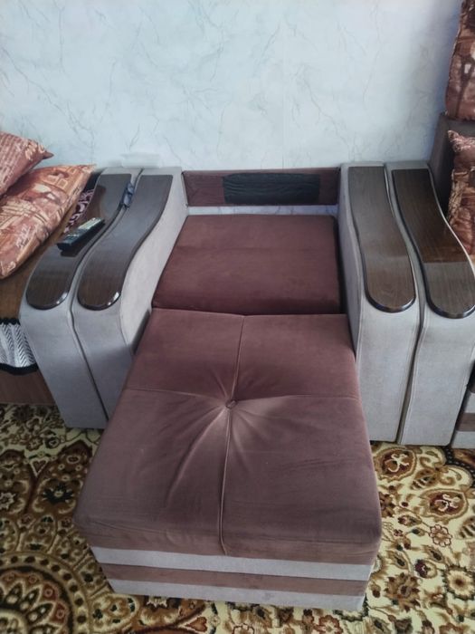 Продам кресло две штуки