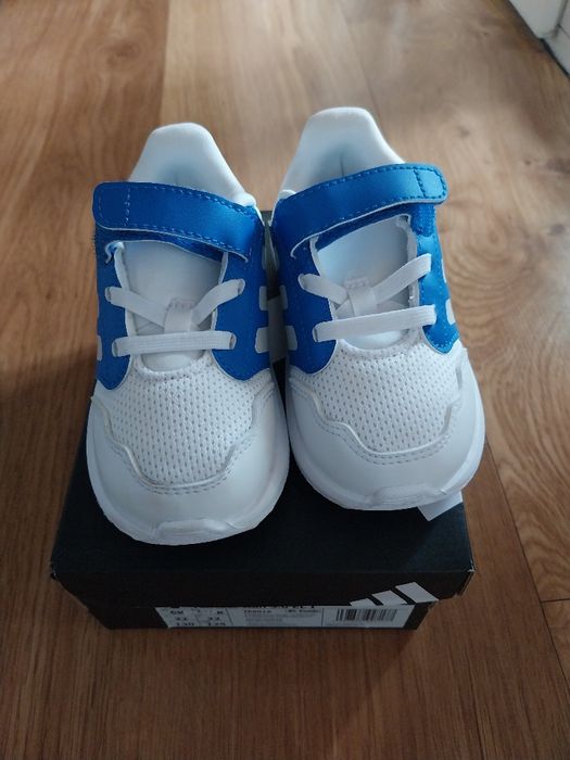 Adidas spumă mărimea 22