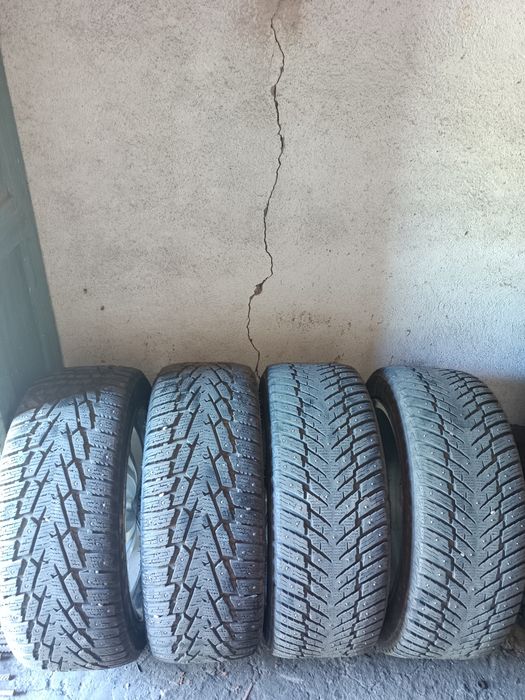 Диски с резиной в хорошем состоянии