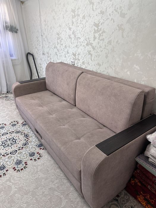 Продам диван, выдвижной