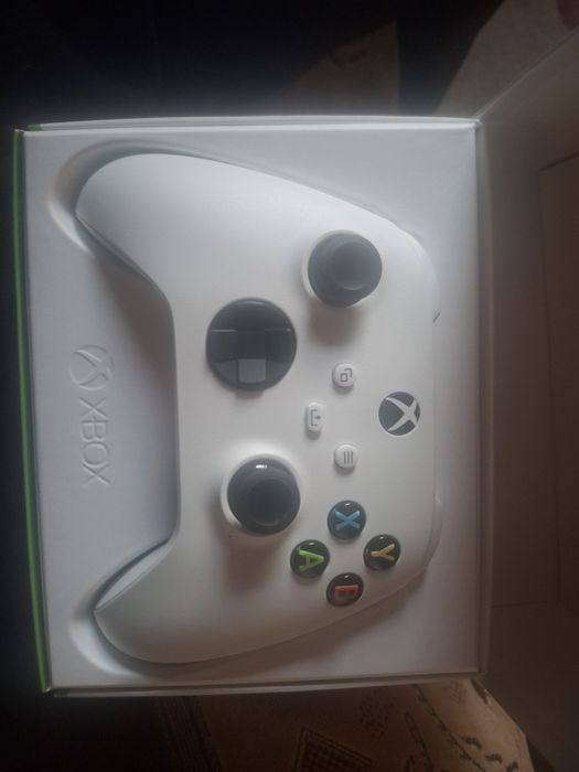 Продам геймпад Xbox Series S/X