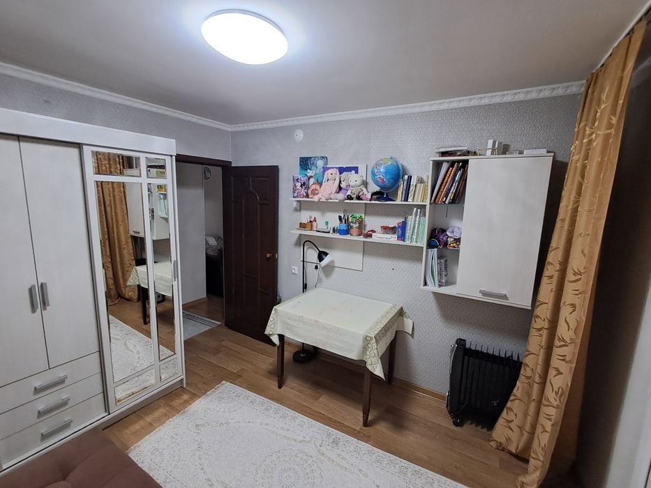 Продам 4-х комнатную квартиру