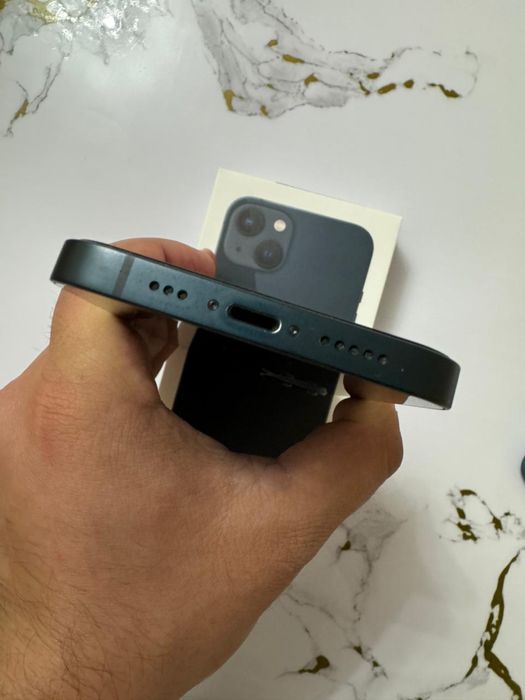 Продам Айфон 13/128GB Black
