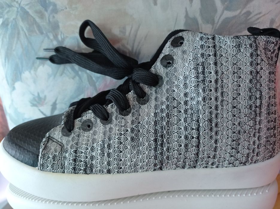 Дамски платнени кецове