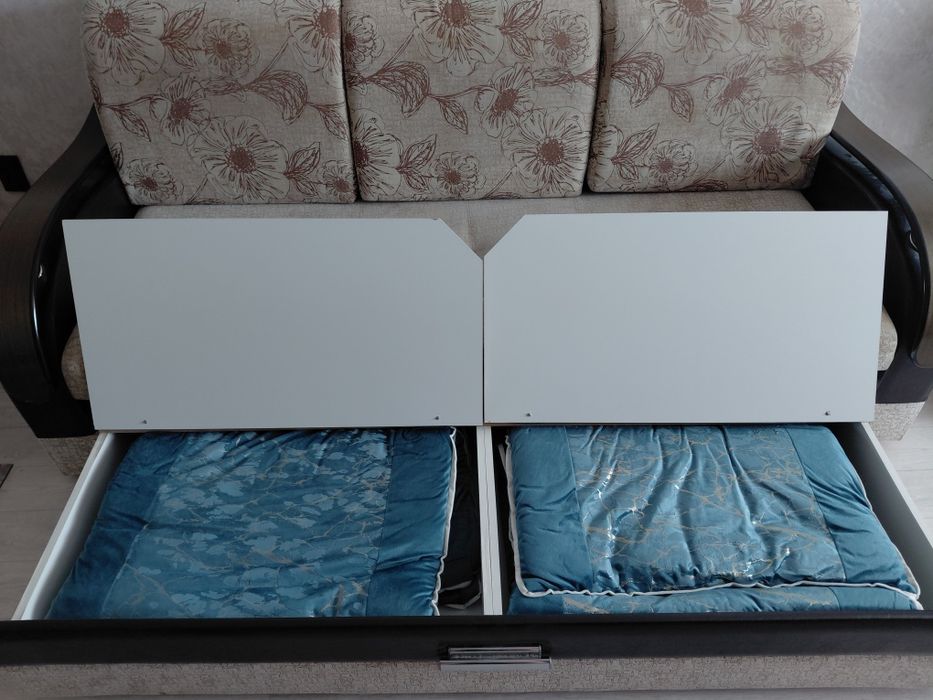 Продам диван с креслом