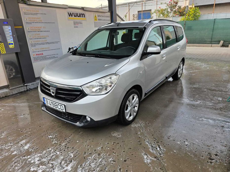 DACIA Lodgy 2013