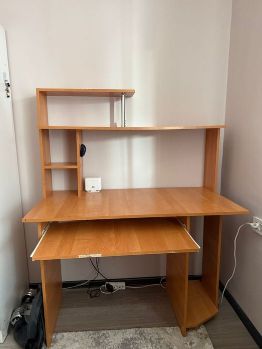 Рабочий стол школьный