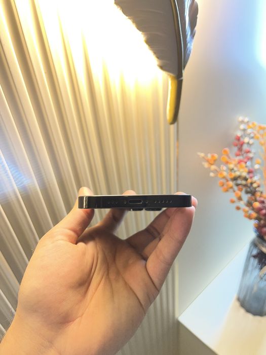 Продам IPhone 14 pro 128gb