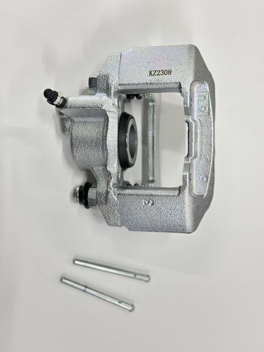 Суппорт Монтеро Спорт MR307413 MR307414