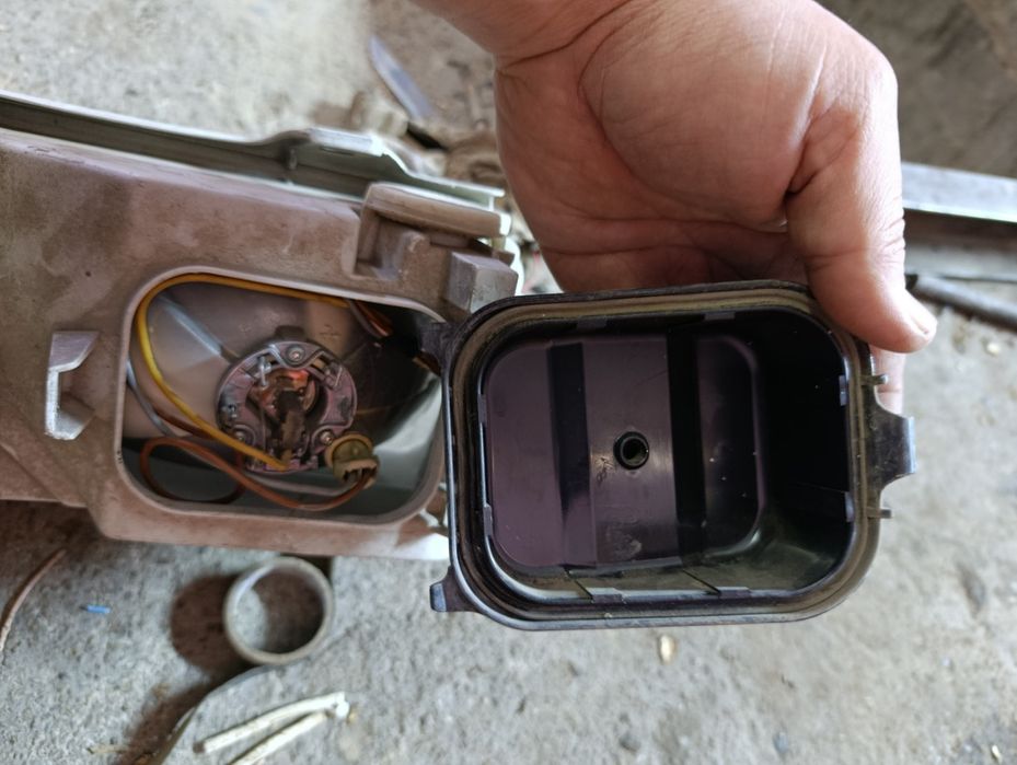 Пассат дельфин б4 правая фар