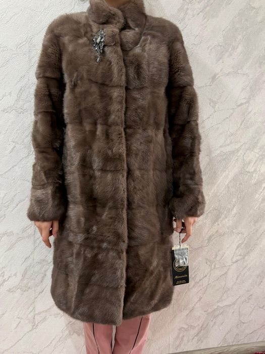 Продам норковую шубу