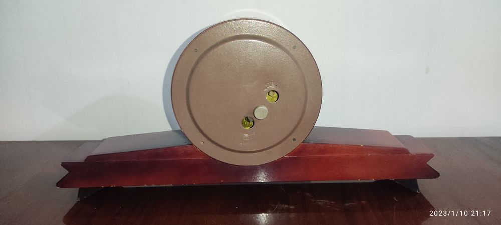 Часы каминные Весна