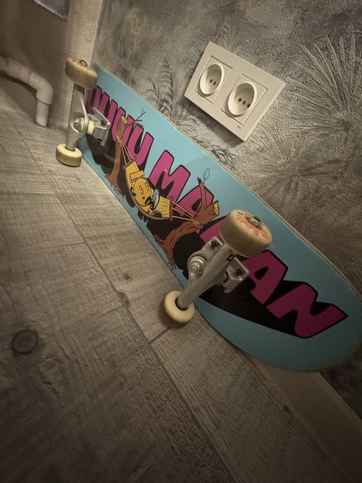 Продаем скейтбоард