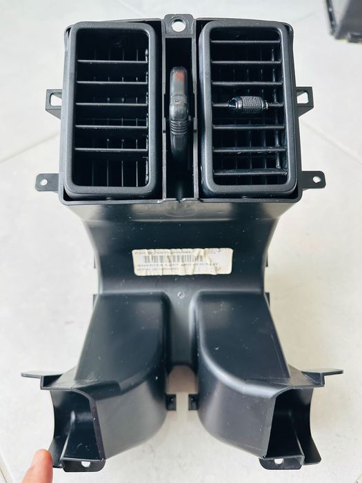 Задна вентилационна решетка/въздуховод за Jeep Grand Cherokee WK2