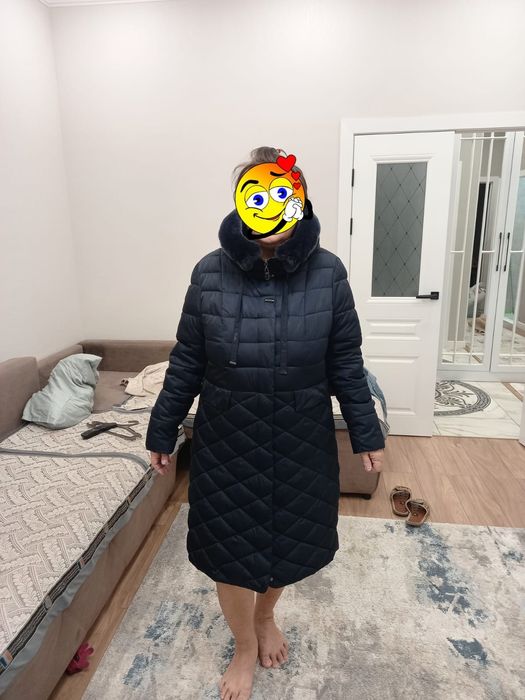 Продам женскую куртку