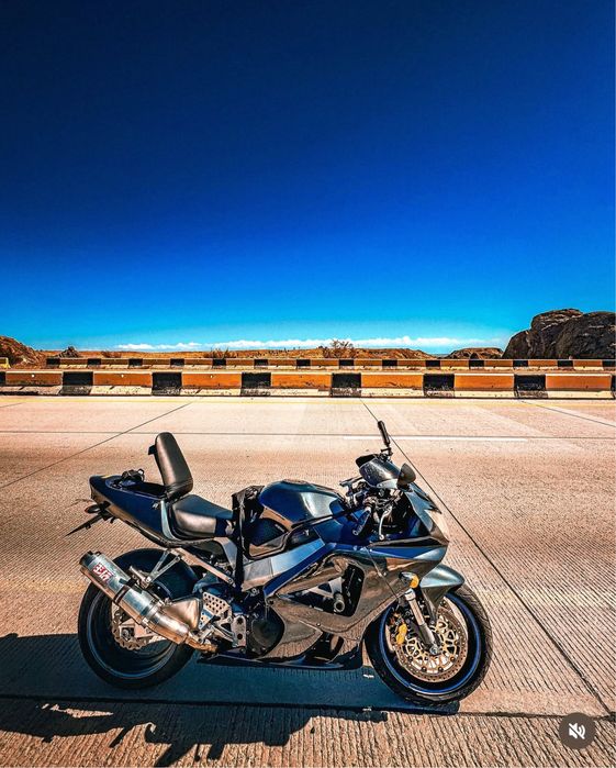 Продам мотоцикл HONDA CBR 929 FIREBLADE