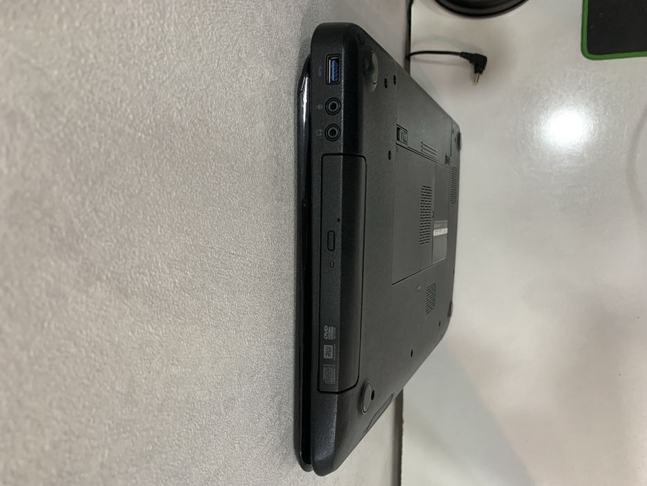 Продаю ноутбук Dell