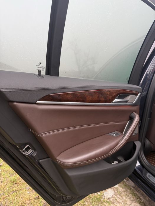 Bmw seria 5/Motorizare 1998cmc,252CP / interior seria 7 / Km.reali /