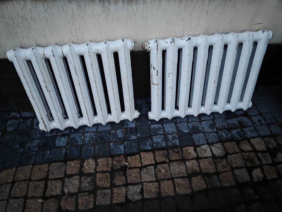 Продам батареи на отопление.
