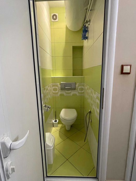 Дава се под наем Тристаен апартамент в Варна, Червен площад - 70 кв.м за 443.7 € - Снимка #1