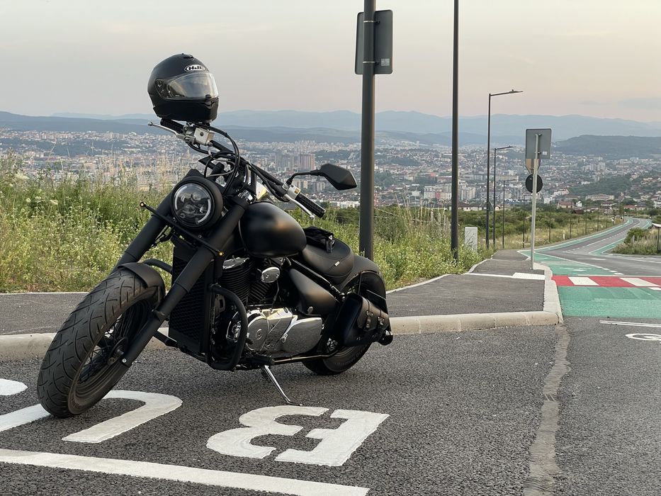 Bobber Suzuki intruder vl800